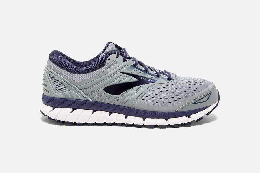 Brooks Mens Beast 18