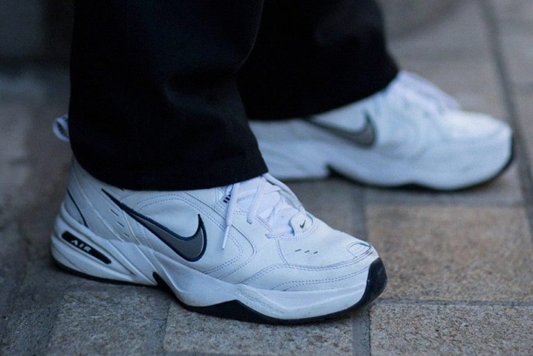 nike air monarch cross trainer