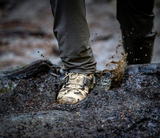 are waterproof hiking shoes breathable 1
