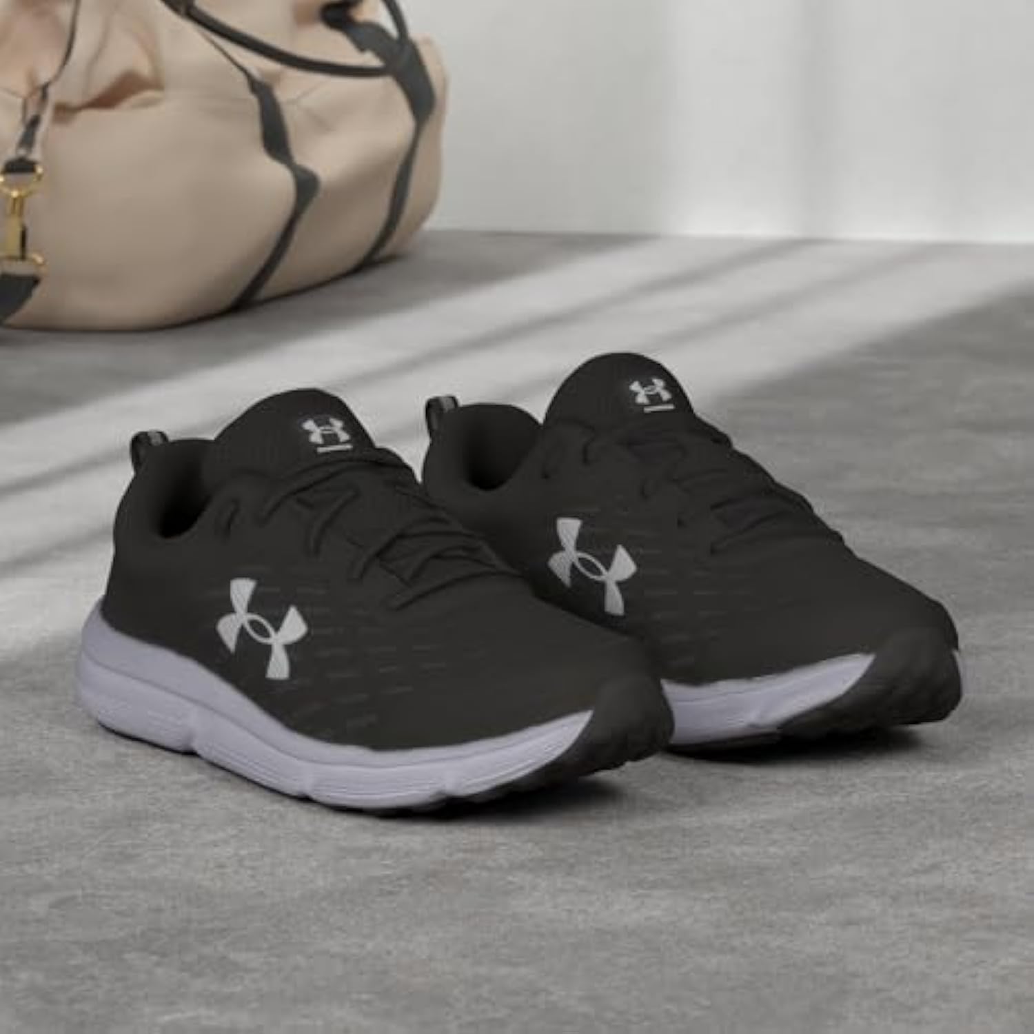 Under Armour Mens Charged Assert 10 Running Shoe