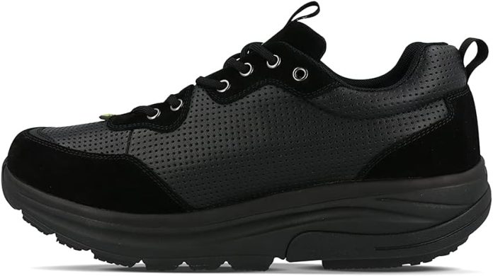 best-mens-running-shoes-2026-nike-vs-gravity-defyer
